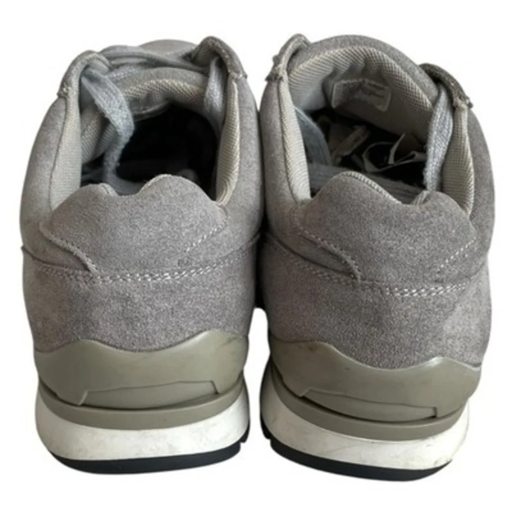 Stylus Repose Men's Grey Suede Fashion Sneakers 8M Lace Up Casual Shoes EXC